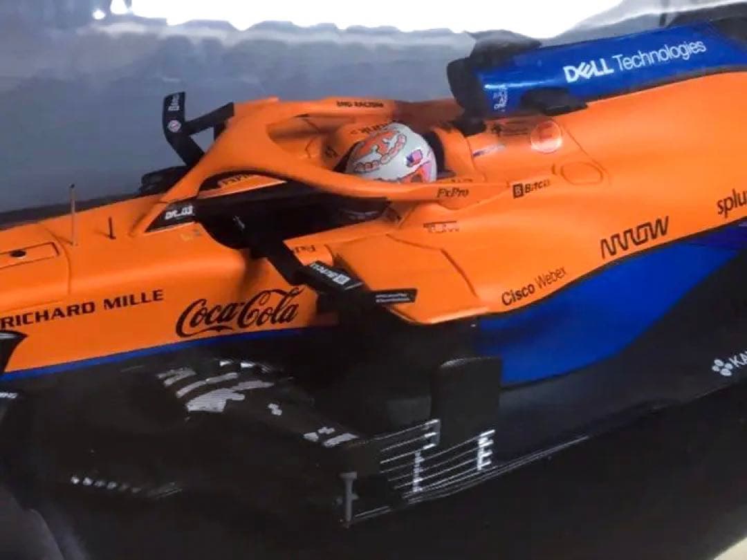 世界552個限定 ミニチャンプス 1/18 マクラーレンMCL35M リカルド