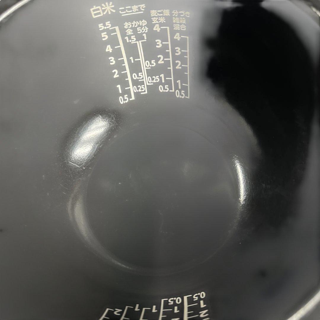 【25年製】③炊飯器 TOSHIBA RC-10HW