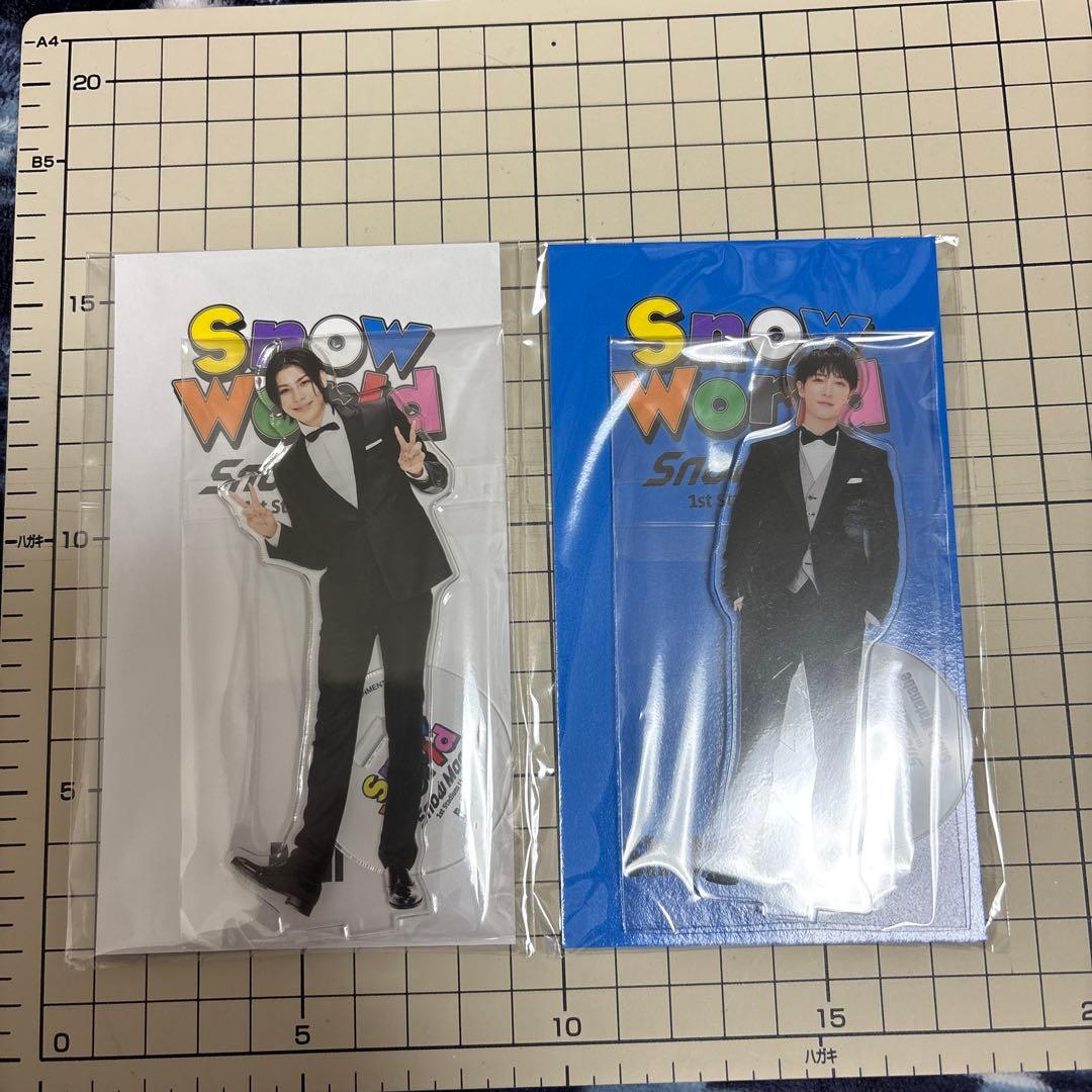  World アクリルスタンド 9種セット