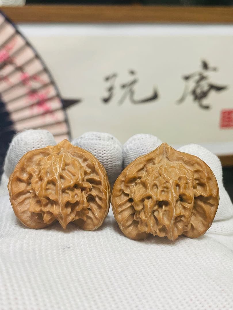 ❤️新入荷No.679盘山三棱正奔 (ベンツマーク)文玩袋ブラシセット