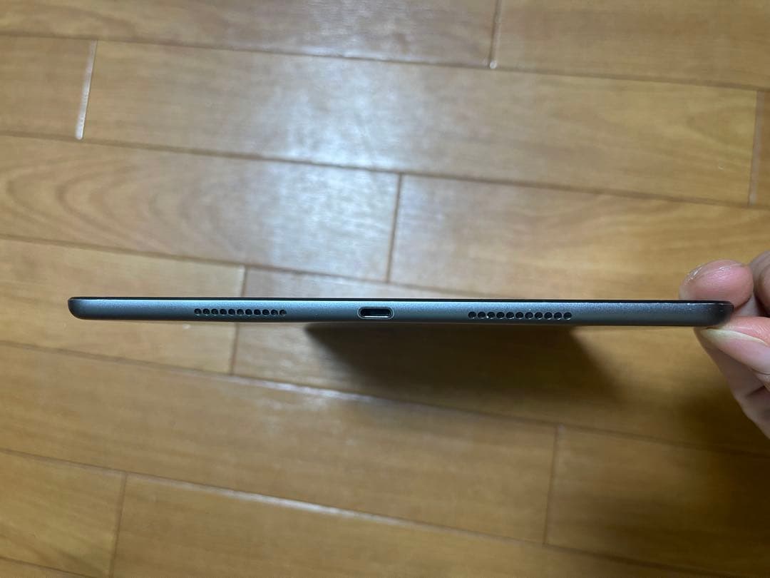 Apple iPad Air (第3世代) 64GB