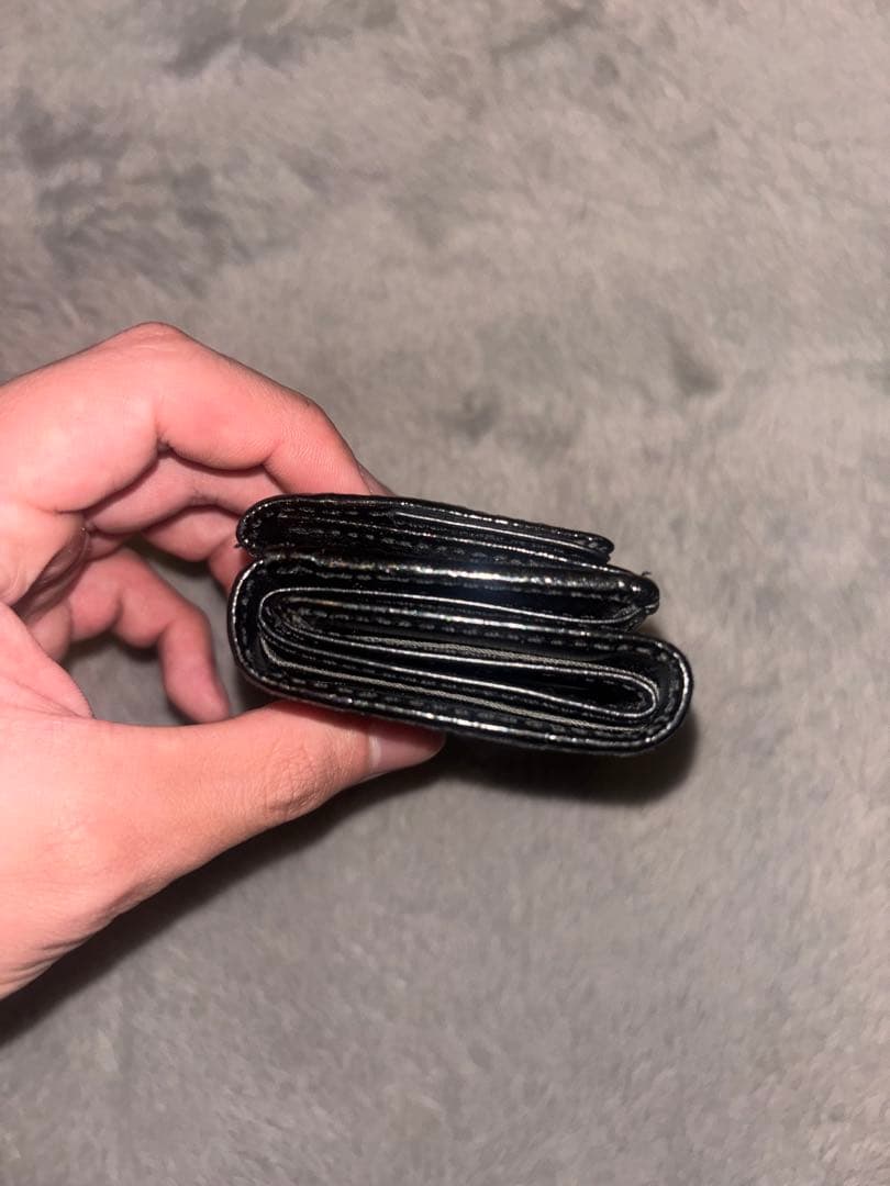 Vivienne Westwood ヴィヴィアン オーブ エナメル三つ折財布