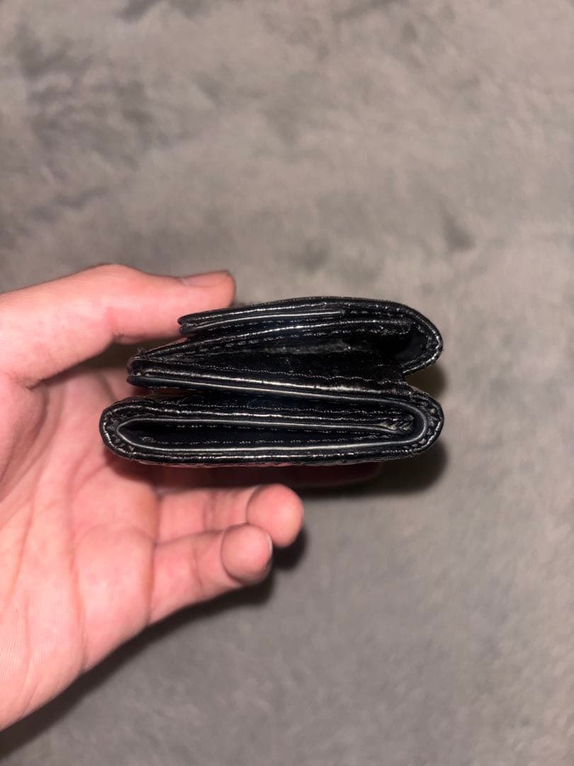 Vivienne Westwood ヴィヴィアン オーブ エナメル三つ折財布