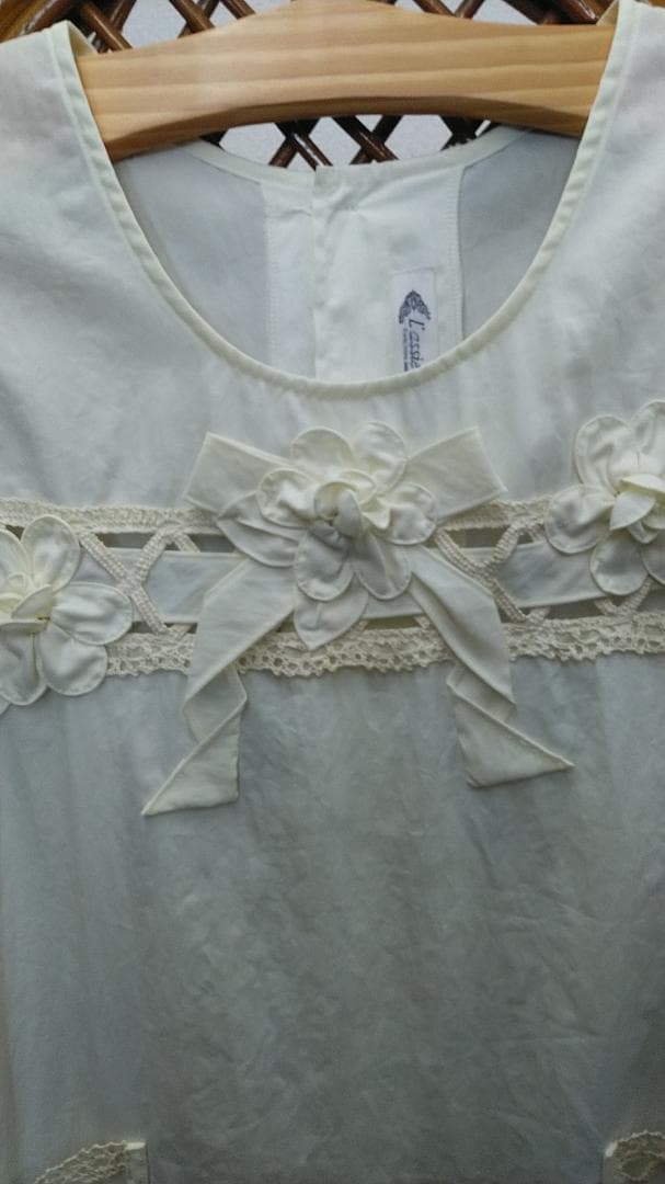 白のLassietteエプロン