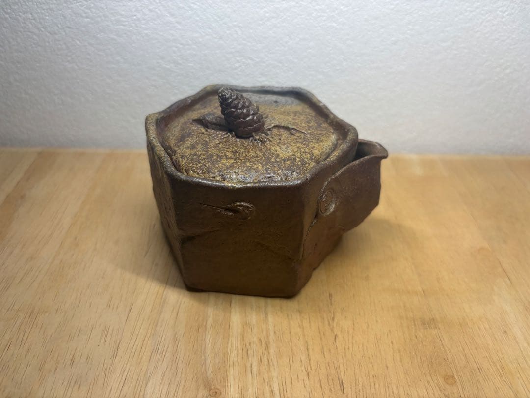 60.備前焼 宝瓶 登り窯 松 まつ 六角 手びねり 急須