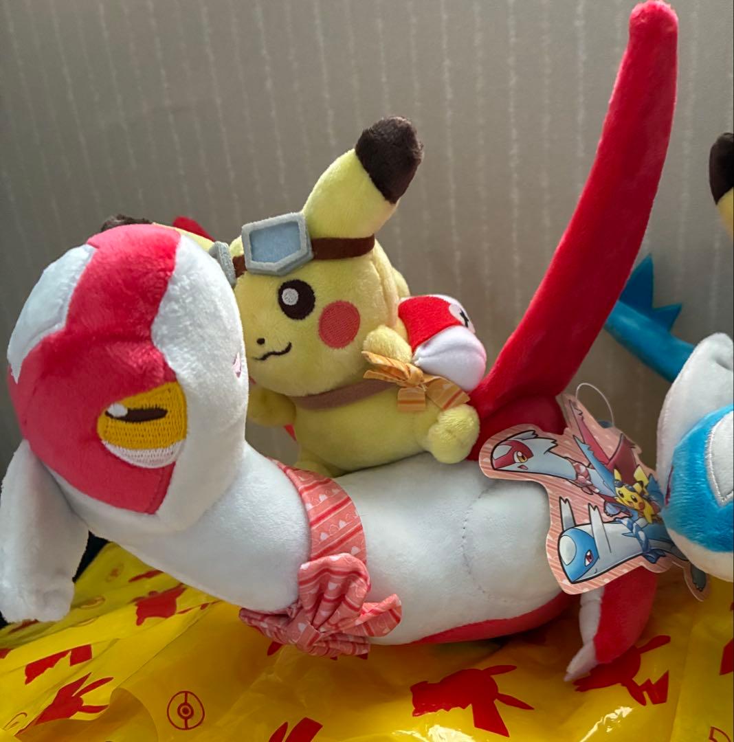 ポケモンセンター ラティオス ラティアスに乗って ピカチュウ ぬいぐるみ