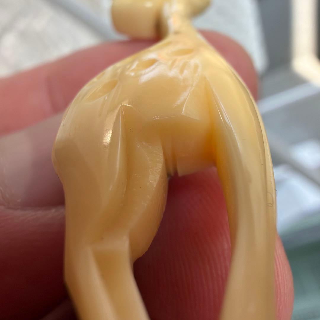 天然素材　抹香鯨歯　彫刻品　極美品　東洋彫刻　マッコウクジラ