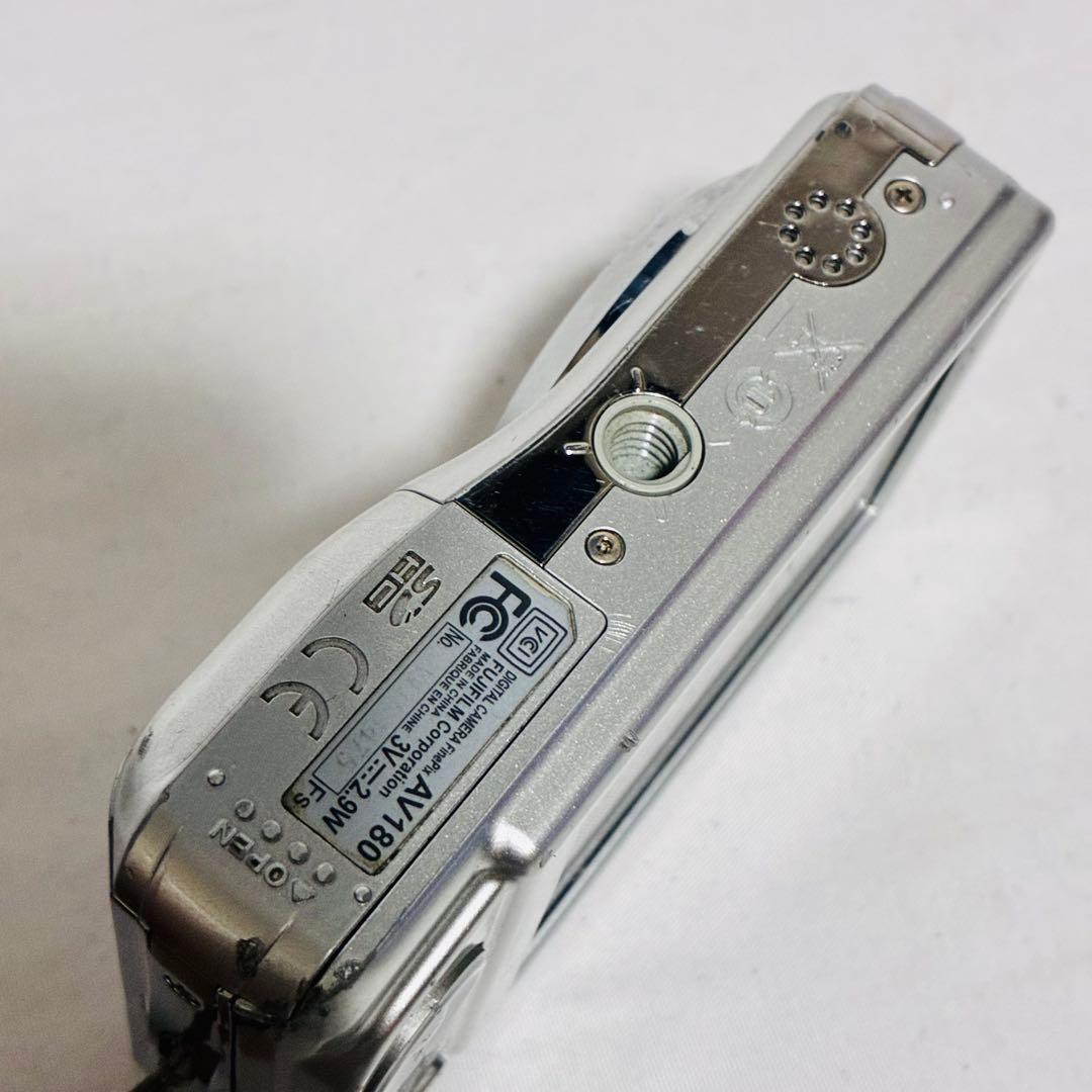 FUJIFILM FinePix AV180 シルバー デジカメ14メガピクセル