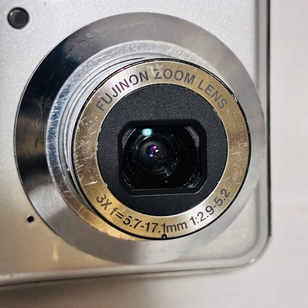 FUJIFILM FinePix AV180 シルバー デジカメ14メガピクセル