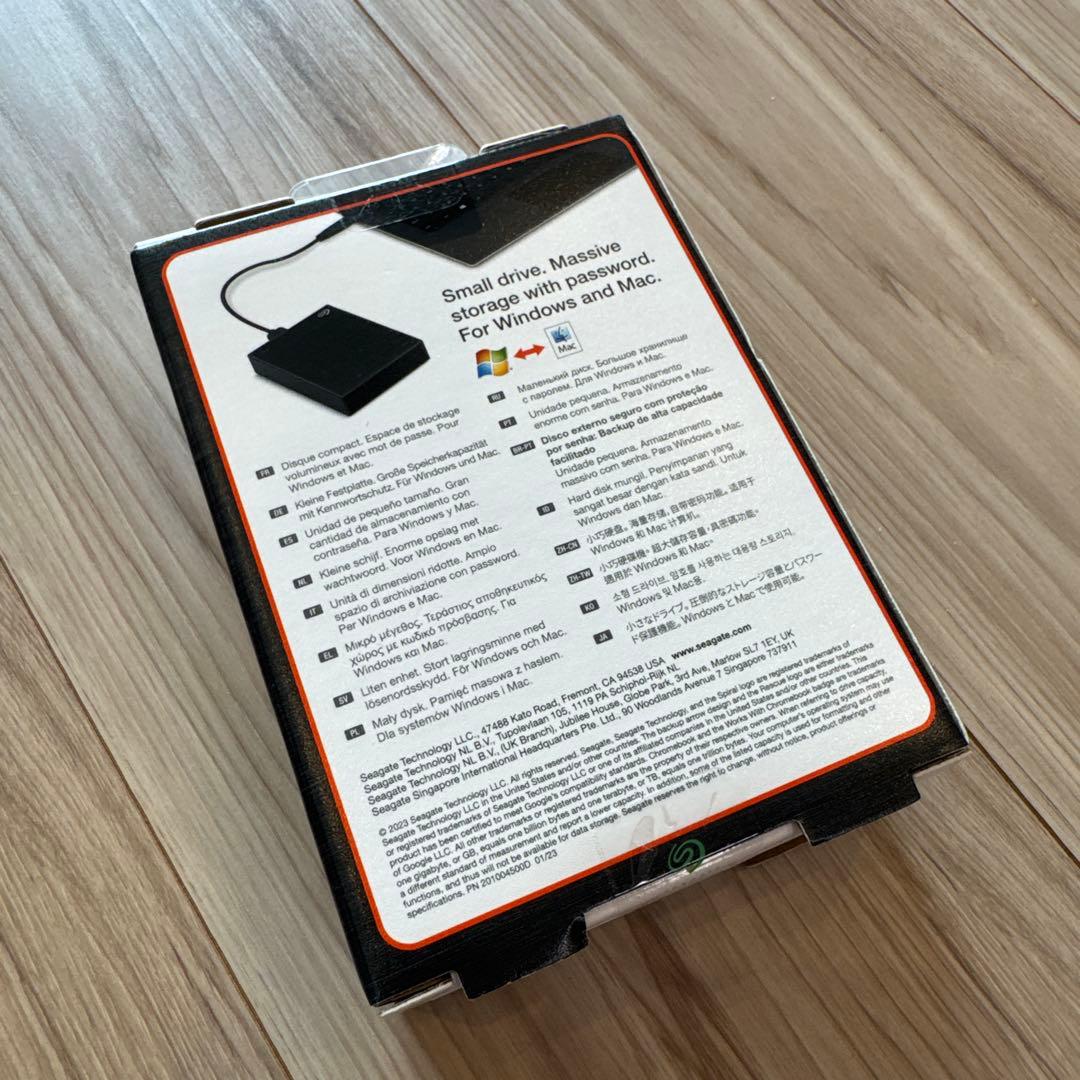 入手困難　Seagate One Touch 4TB HDD 新品残り1点