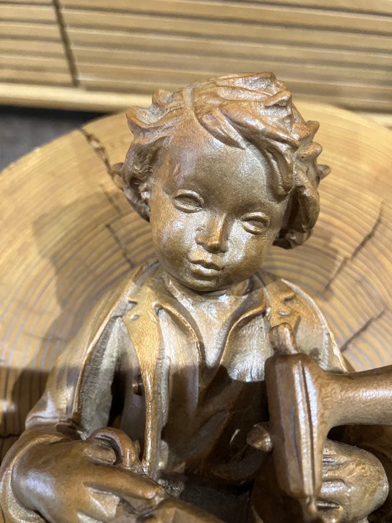 ヴィンテージ　木製オブジェ　旧東ドイツ製　仕立て屋さんと猫