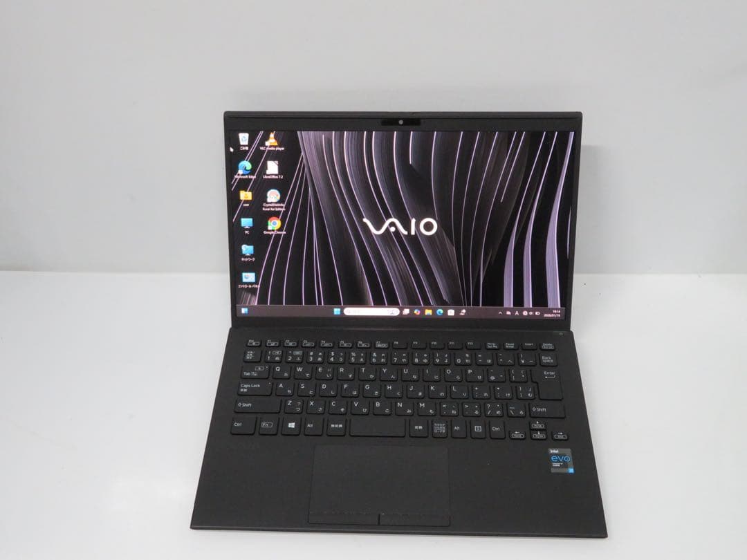 ⭐️M109A⭐️SONY VAIO i7-11390H 16GB SSD256GB