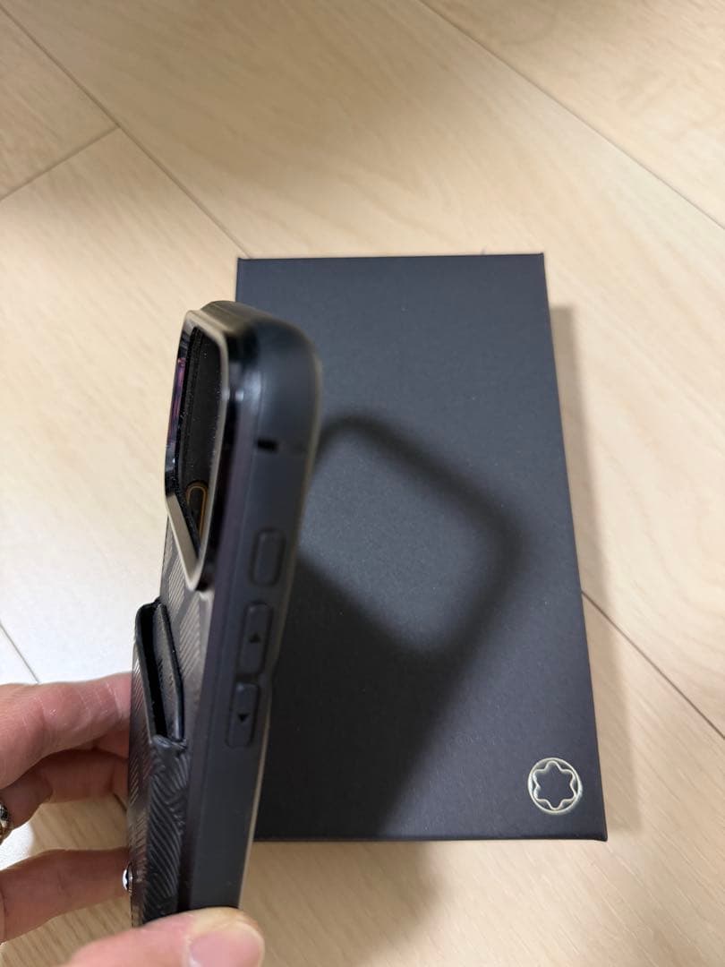 モンブランiPhone 17proケース
