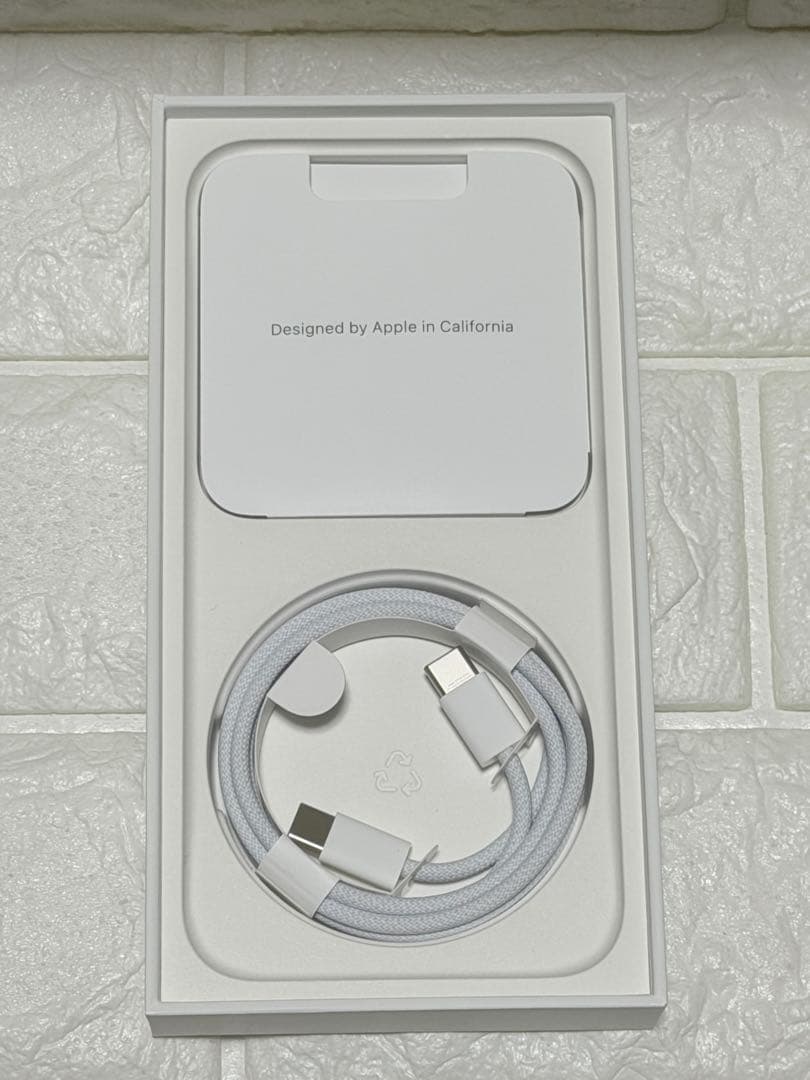 【美品/完品】iPhone15 Pro Max 256GB ナチュラルチタニウム