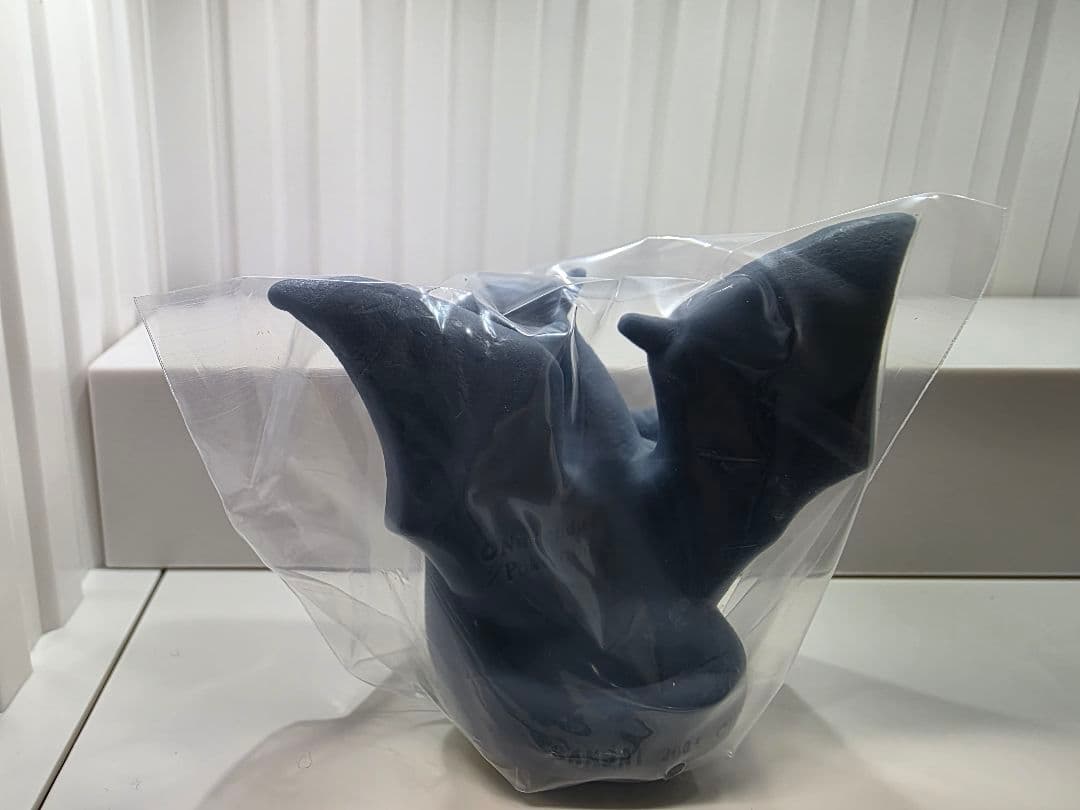 ポケモン　色違い　リザードン 　黒　ソフビ　フィギュア