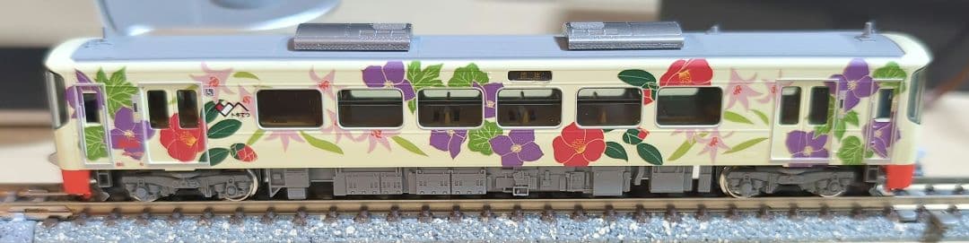 KATO Nゲージ 3市の花号 (ET122-8)