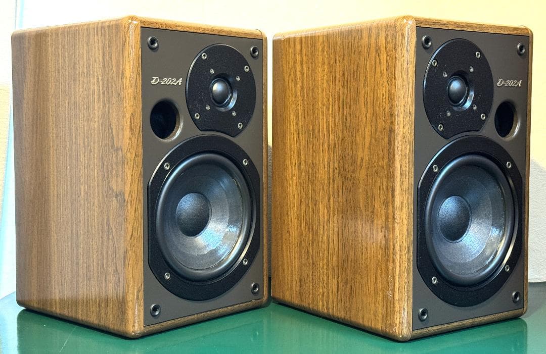 ONKYO D-202A エッジ交換済 音楽のもつ心地良い自然な響き 豊かな表現
