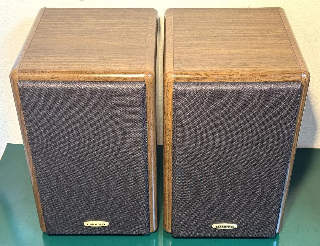 ONKYO D-202A エッジ交換済 音楽のもつ心地良い自然な響き 豊かな表現