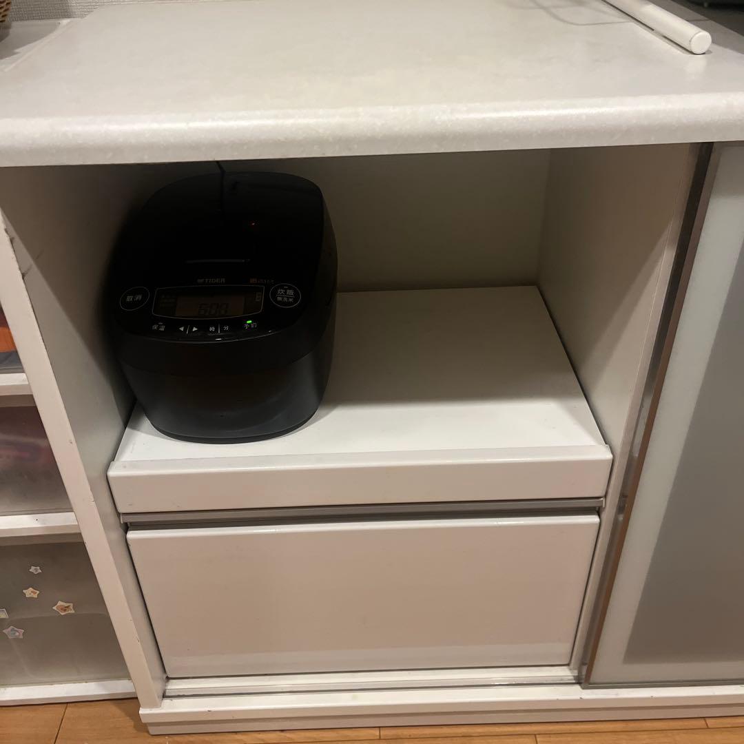 ニトリ　120センチ　キッチンカウンター食器棚　ホワイト