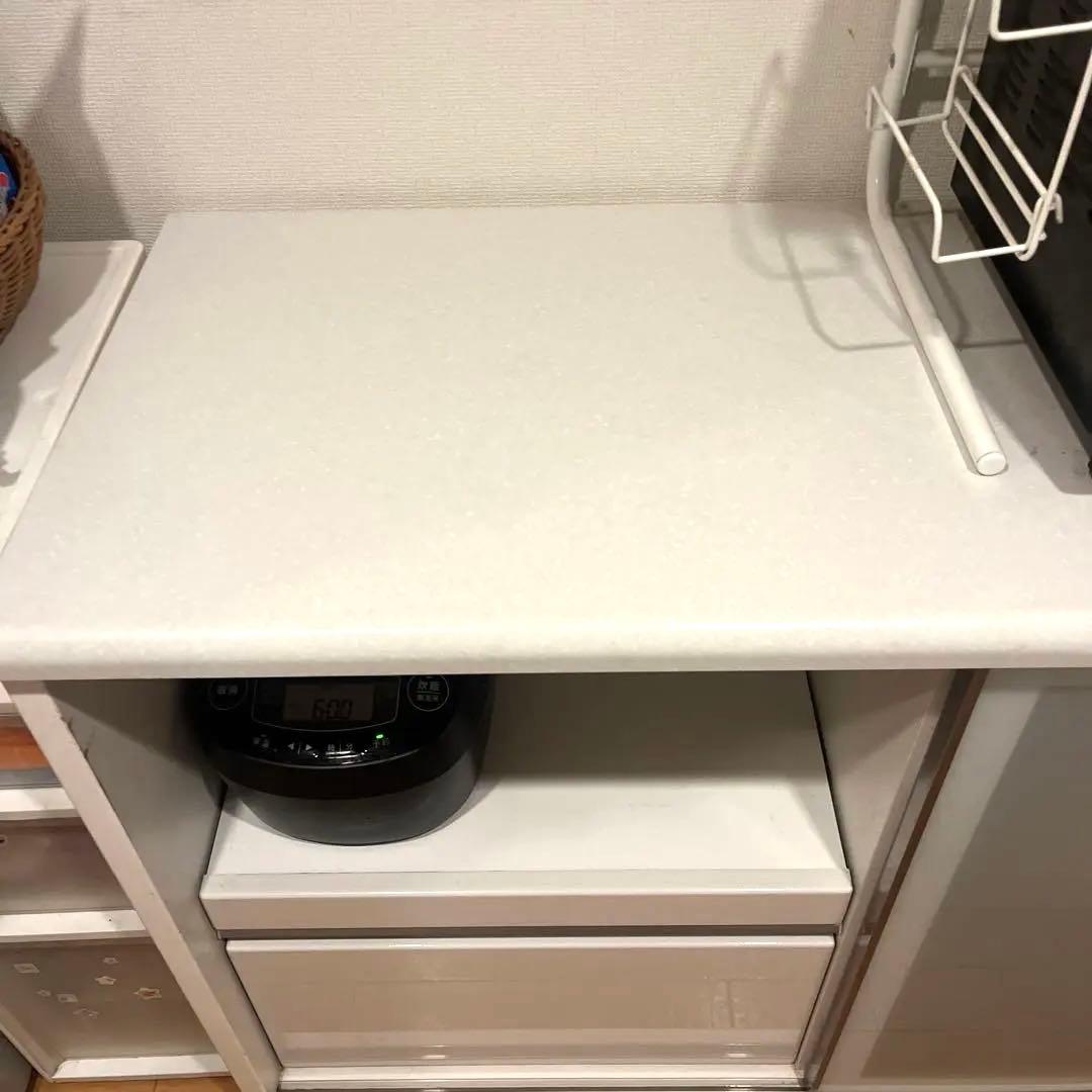 ニトリ　120センチ　キッチンカウンター食器棚　ホワイト