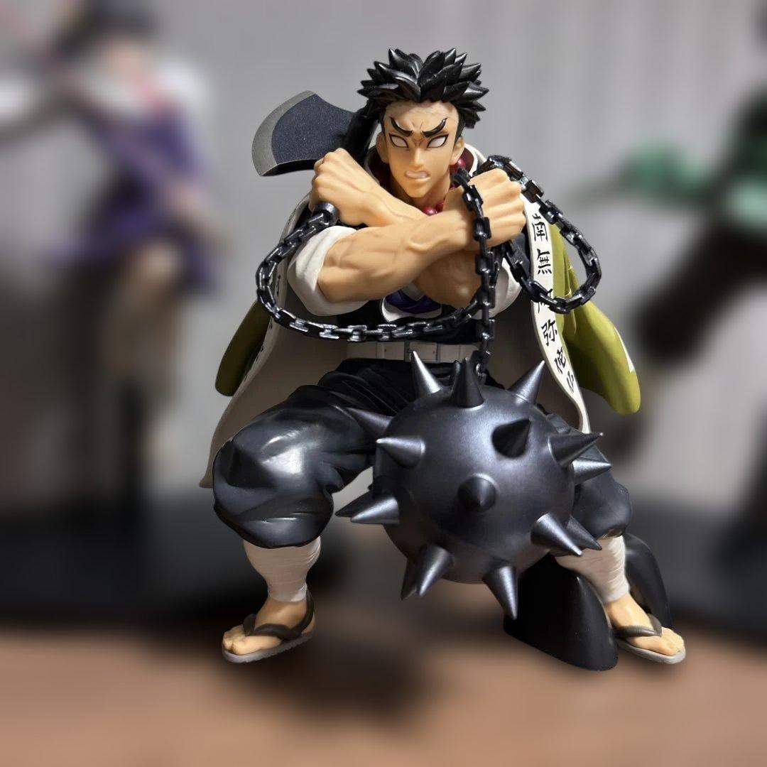 鬼滅の刃　フィギュア　悲鳴嶼行冥・竈門炭治郎・カナヲ