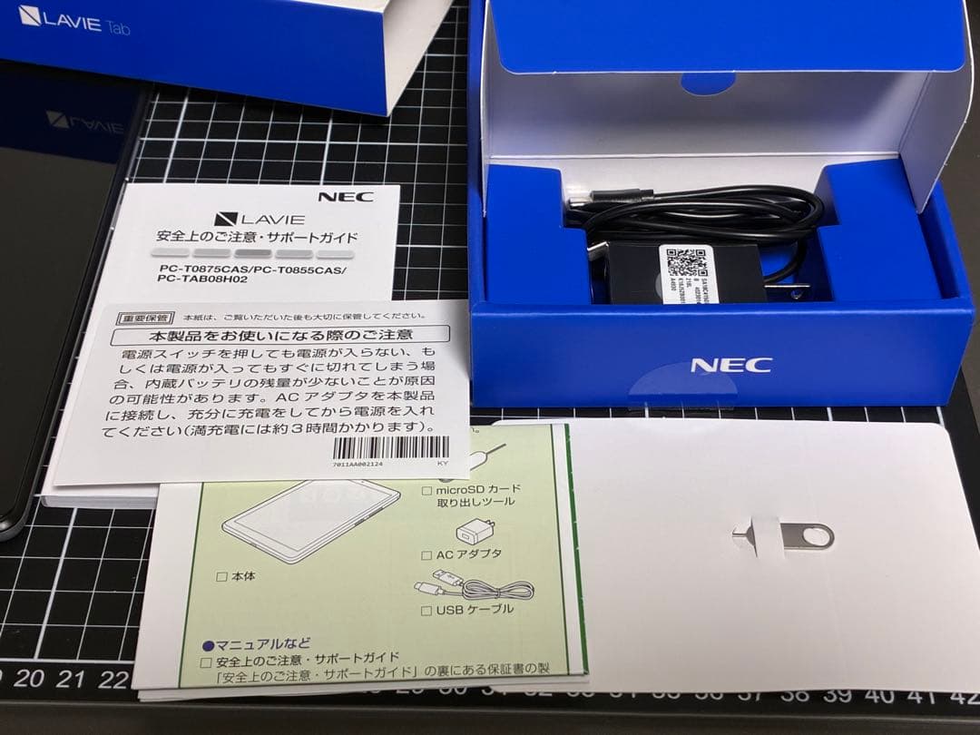 NEC LAVIE T8 シルバー タブレット 本体