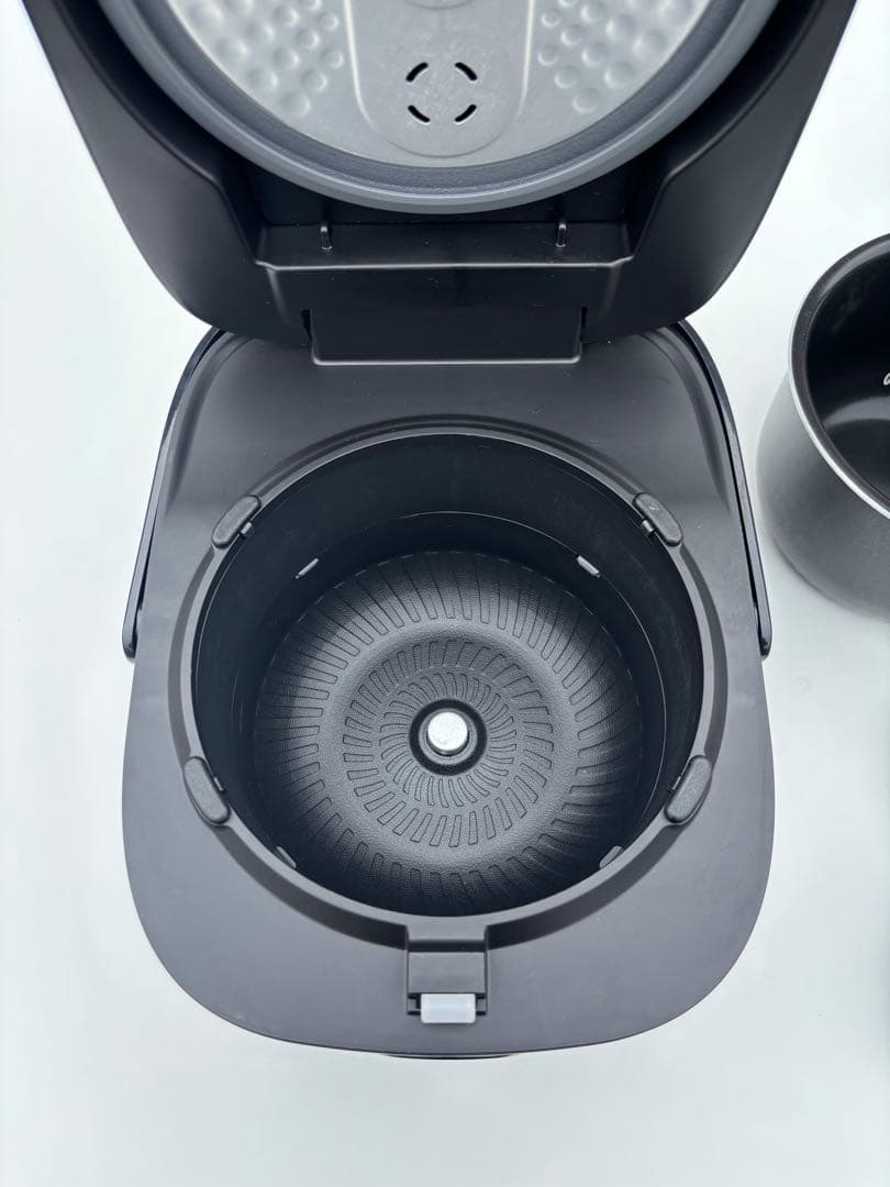 TOSHIBA 東芝 IHジャー炊飯器 RC-5XT 2022年製 3合