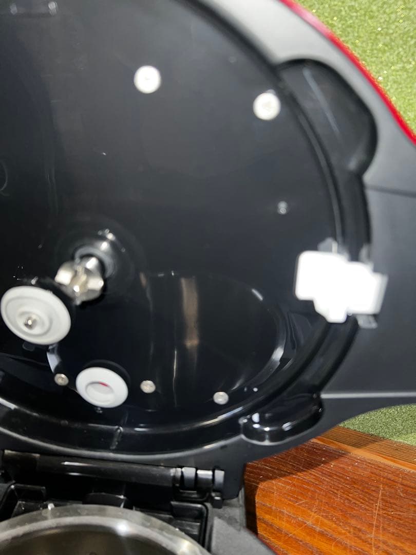 5.SHARP ヘルシオ ホットクック 自動調理鍋 KN-HT99B-R