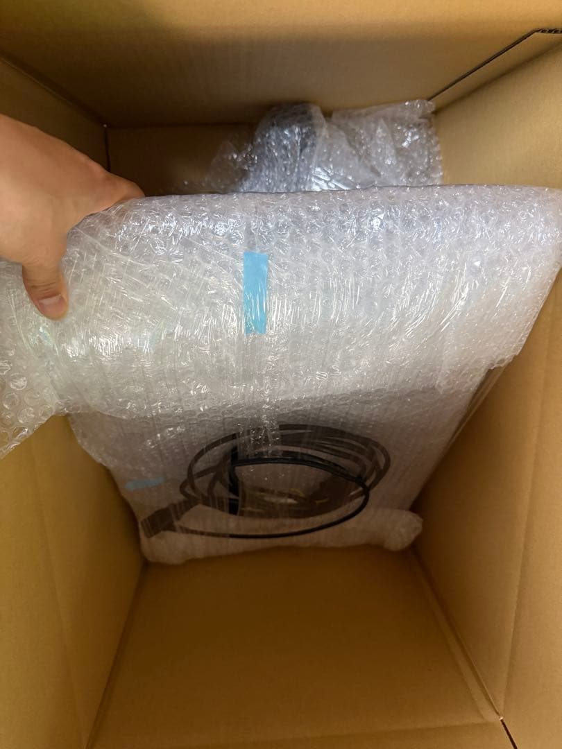 DELL U2720QM 4kモニター 27インチ モニターアーム付き