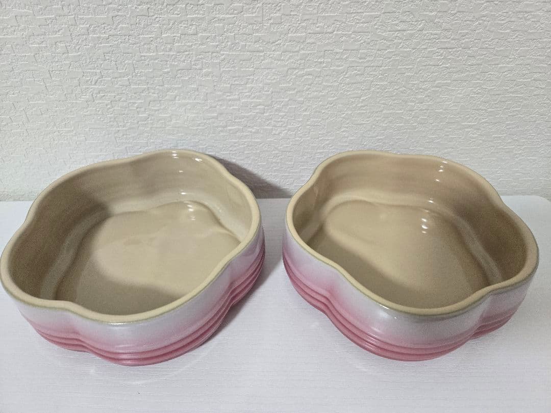 Le Creuset スタッキングフラワーコンテナ ピンク