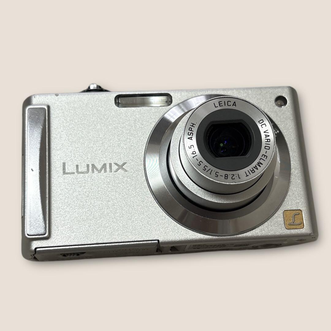 【美品】Panasonic パナソニック デジカメ LUMIX DMC-FS3