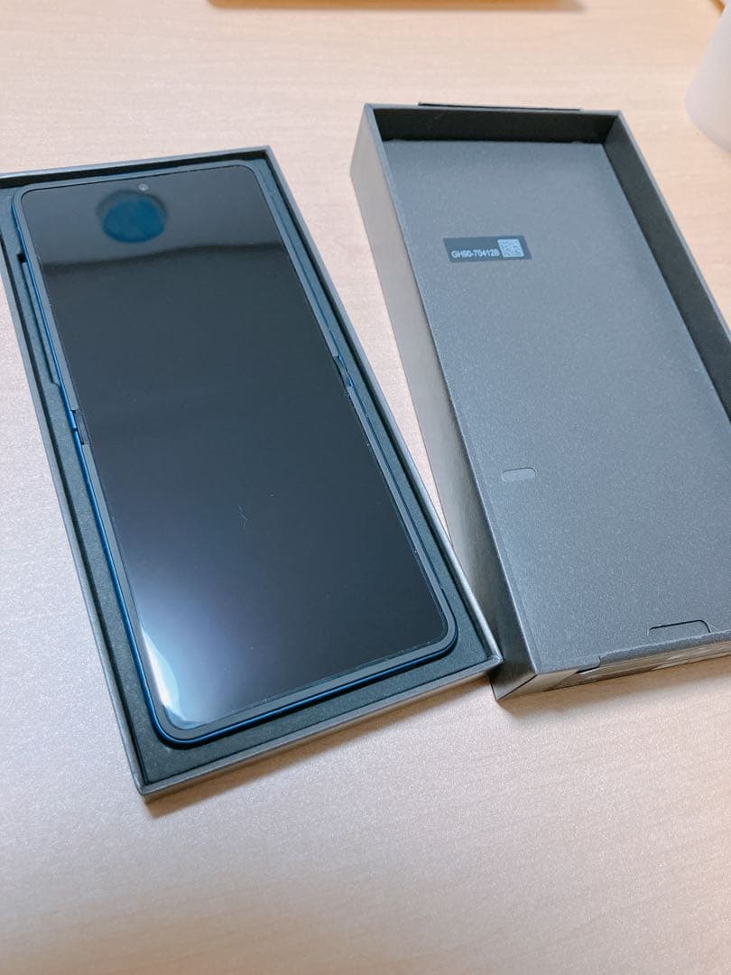 Galaxy Z Flip7 SIMフリー 美品｜使用ほぼなし｜残債なし 国内版