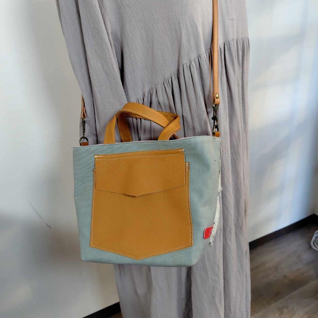 【SALE】ミナペルホネン/カケラパッチ/しきりトートSサイズグレイ/本革キャメ