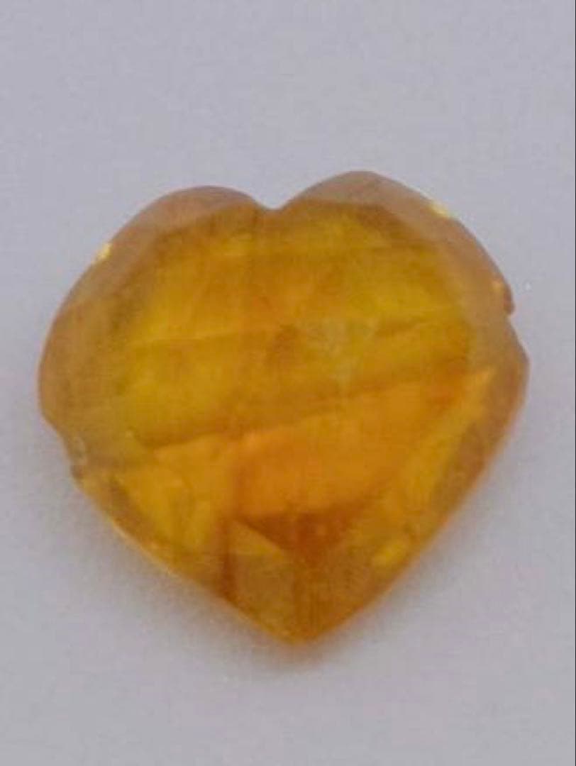 天然石　ハート型イエローサファイア　12㎜　ルース