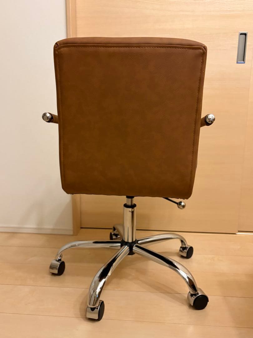 デスクチェア　椅子　ほぼ未使用　送料込　Nordina 