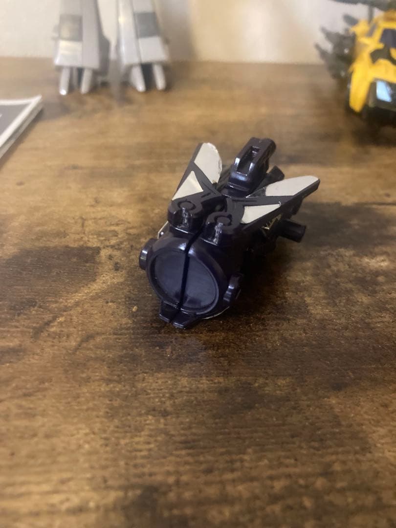 トランスフォーマー　AM05メガトロン　ハンターバンブルビー　フィギュア