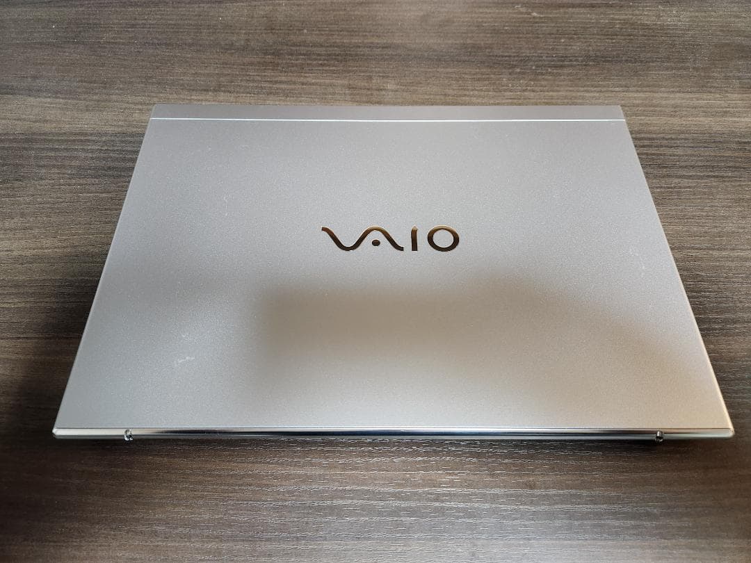 ほぼ未使用 VAIO SX14 i7-1360P 16GB タッチ液晶 LTE