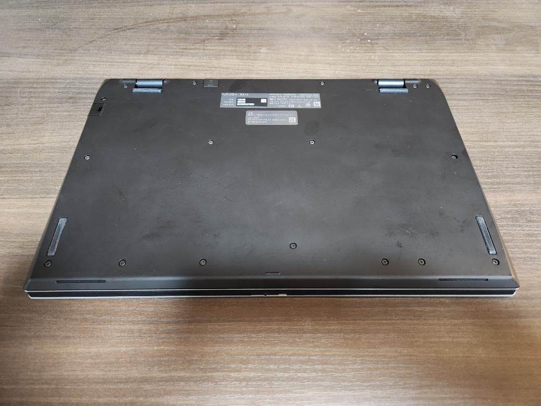 ほぼ未使用 VAIO SX14 i7-1360P 16GB タッチ液晶 LTE