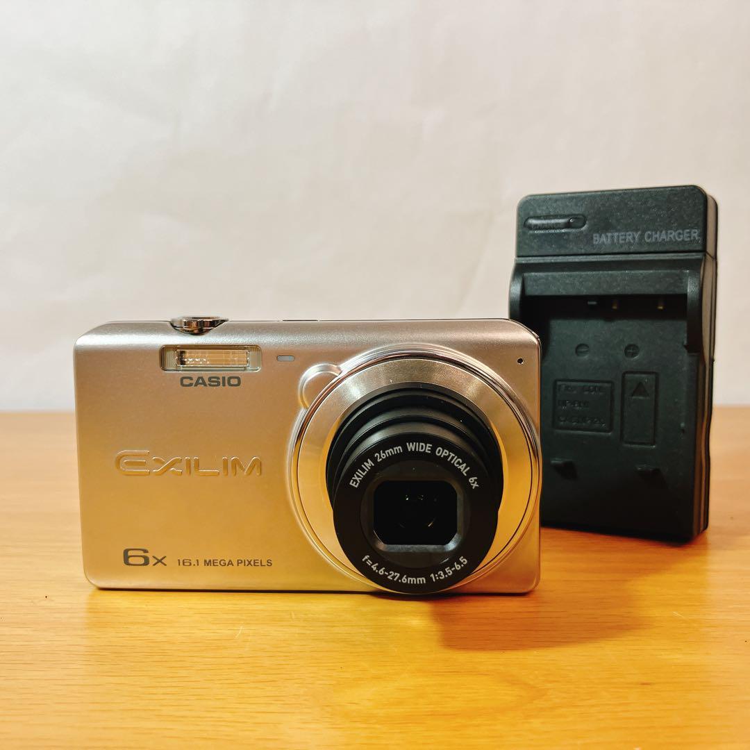 【外観美品】カシオ EXILIM EX-Z780SR シルバー