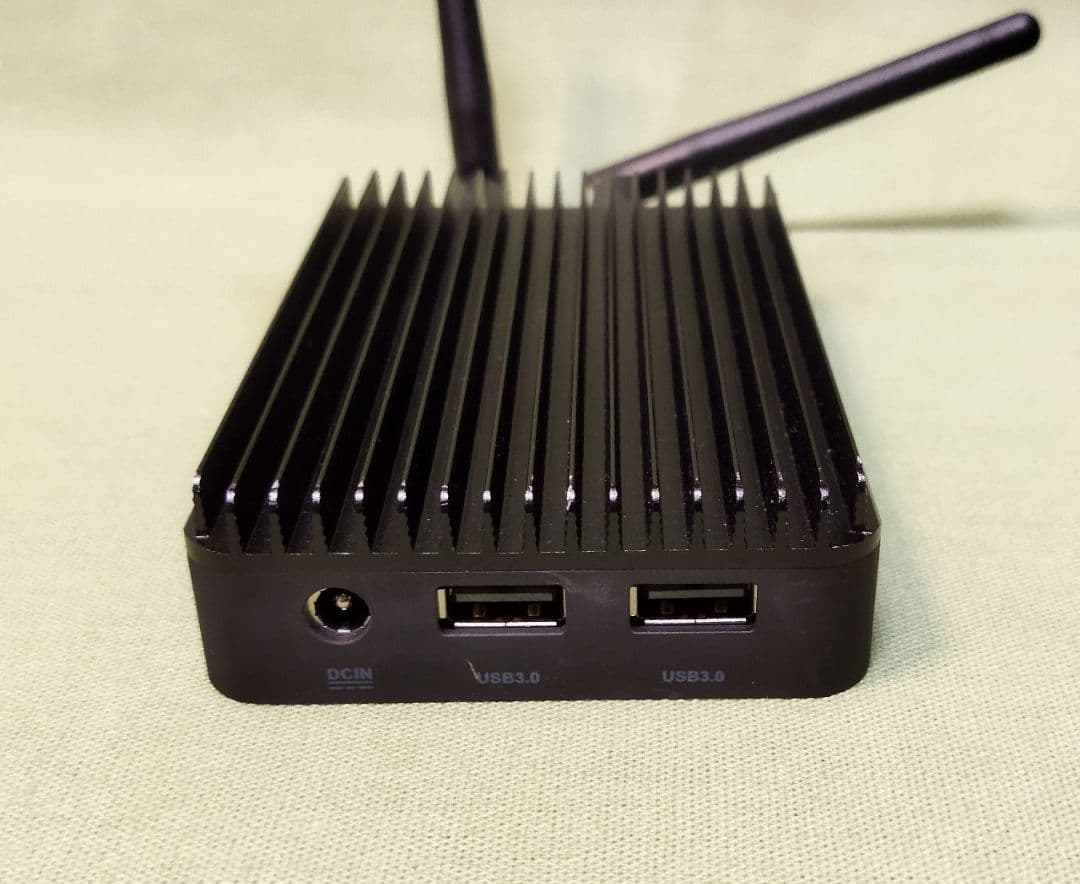 ZOTAC ZBOX PI335 Windows10小型PC デジタルサイネージ