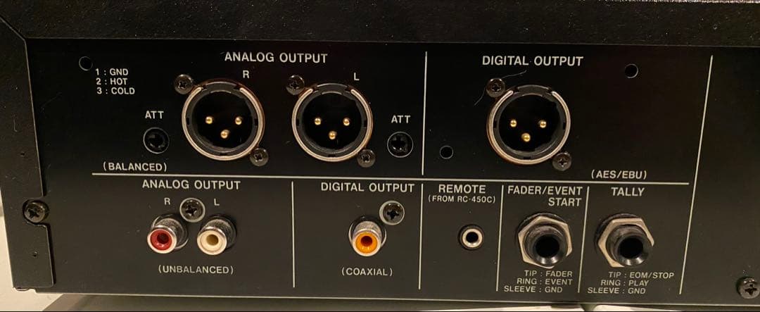 TASCAM CD-450 プレーヤー業務用機器　オーディオ【2/1値下げ】