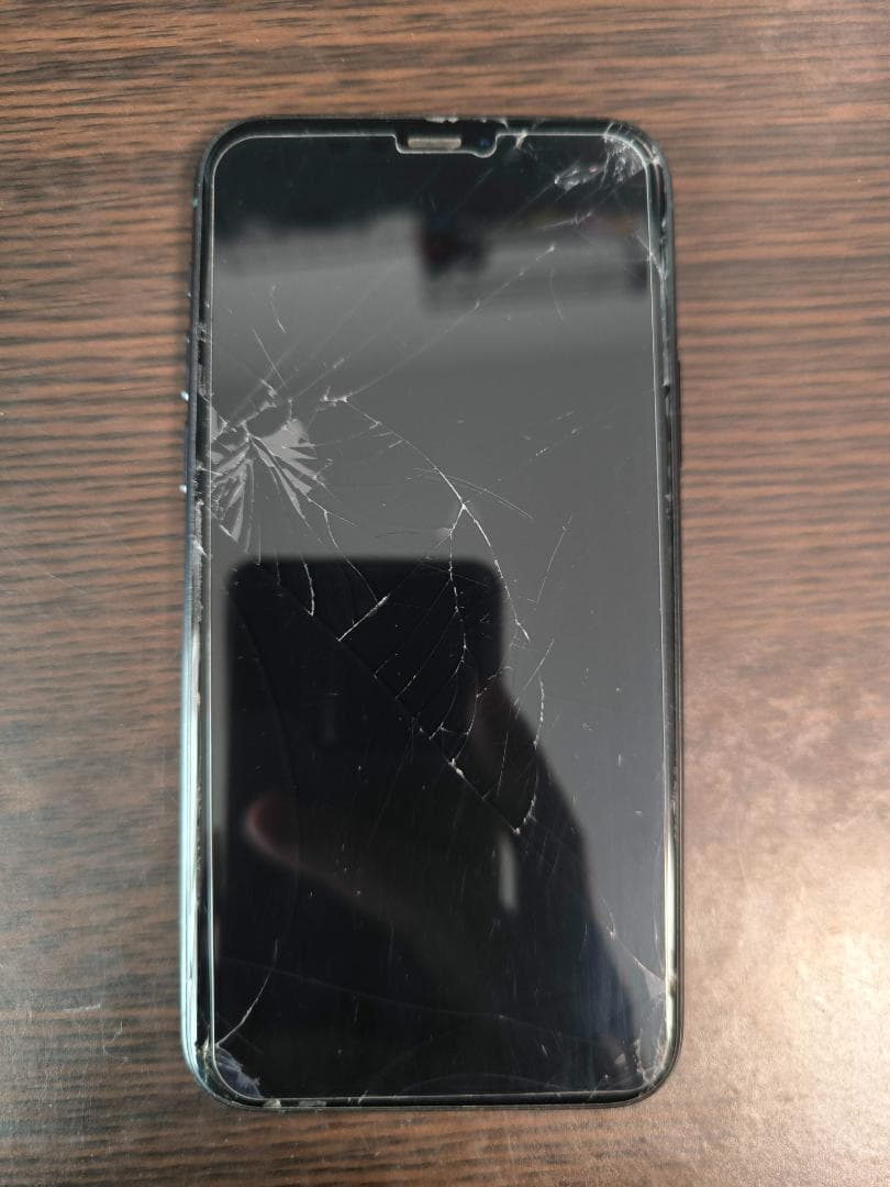 【難あり】Apple iPhone 11 Pro ミッドナイトグリーン