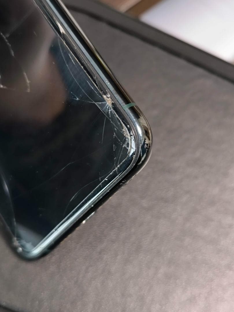 【難あり】Apple iPhone 11 Pro ミッドナイトグリーン