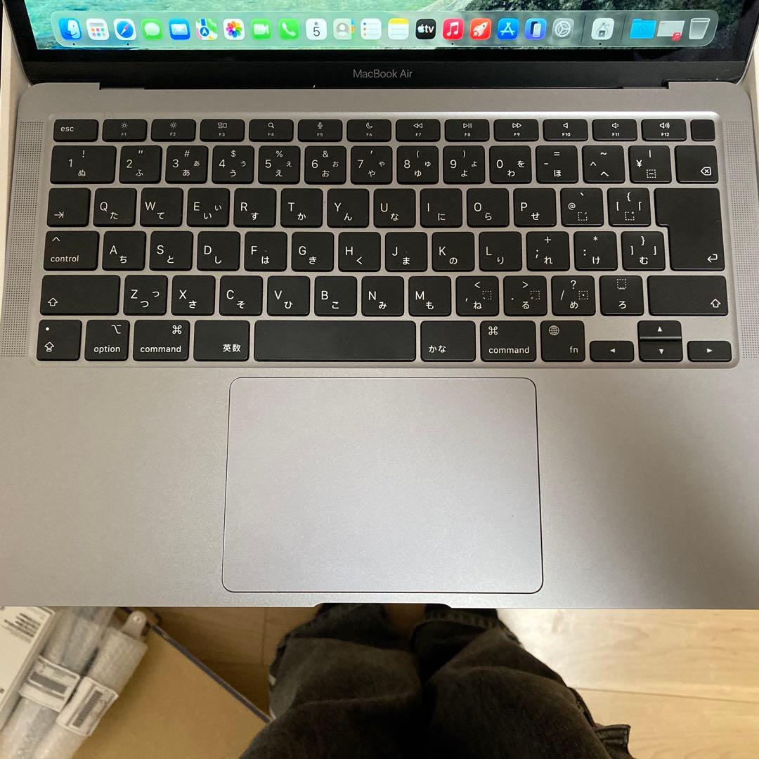 【バッテリー100%】【付属品完備】MacBook Air M1