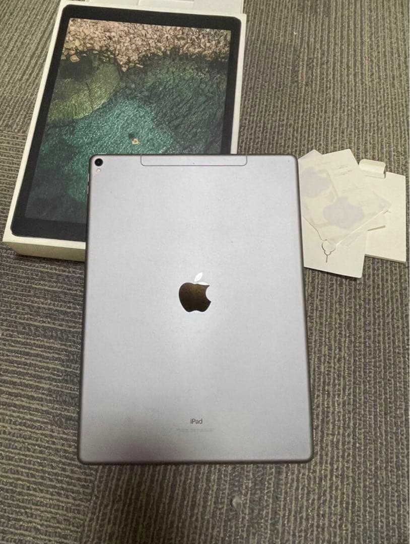 iPad Pro 12.9第2世代【512GB 89%】Wifi+SIMフリー