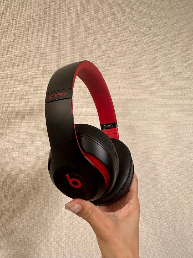 Beats Studio3 Wireless ブラック/レッド