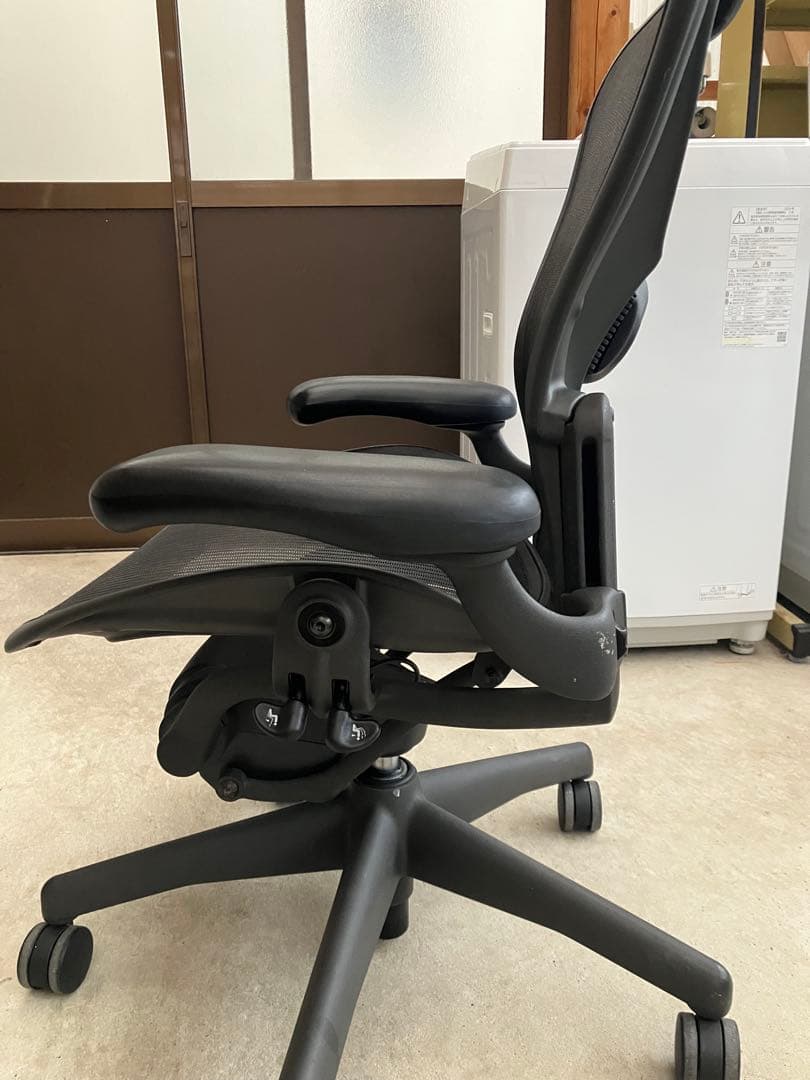 Herman Miller アーロンチェア AE123AWB クラシック可動肘