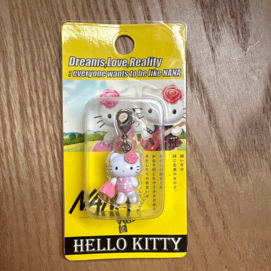 【レア】ハローキティ NANAデザイン　ファスナーマスコット2個セット　ご当地