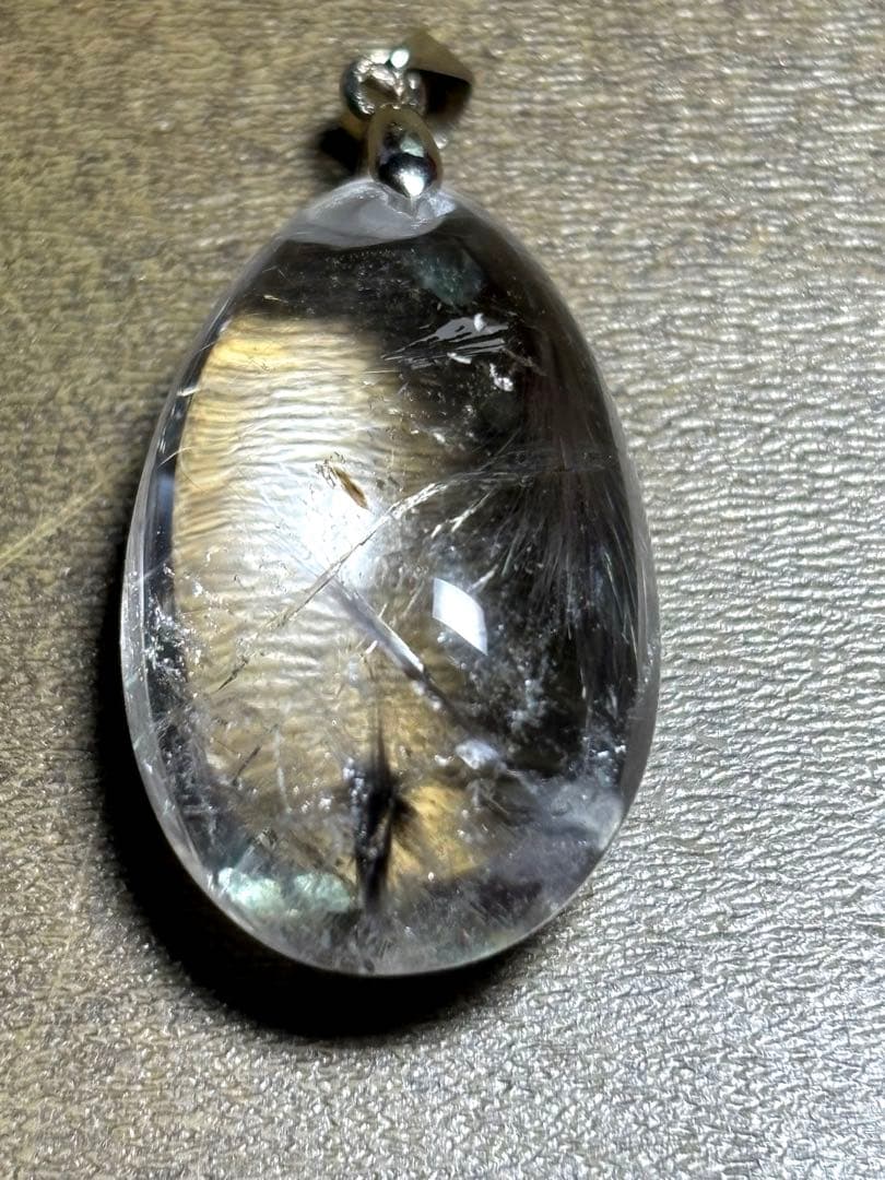 プラチナルチル　ペンダントトップ　高品質（新品未使用）バチカンS925シルバー