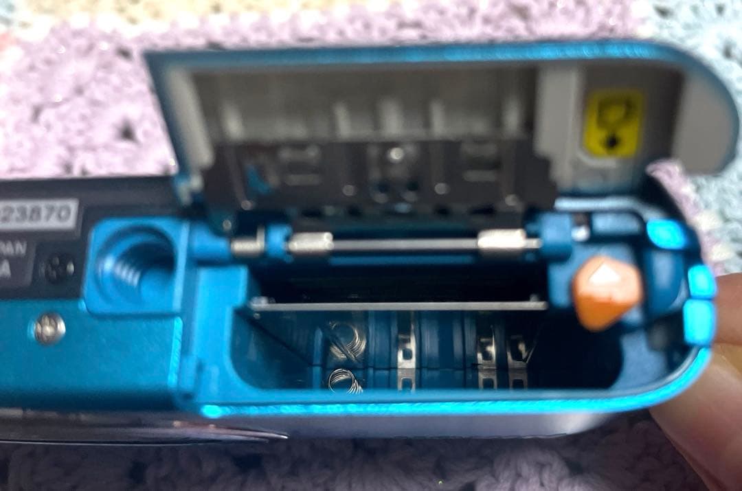 【値下げしました！】Nikon COOLPIX S3500 デジタルカメラ 青